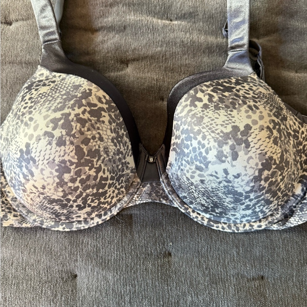 Vanity Fair Gray & white Animal Print Bra very luxurious lined in satin 36D - Picture 3 of 15